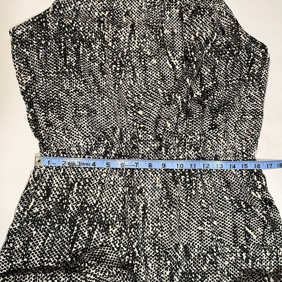 bar‎ III jumpsuit XL animal print sleeveless wide leg light pantsuit snake skin - Picture 7 of 13